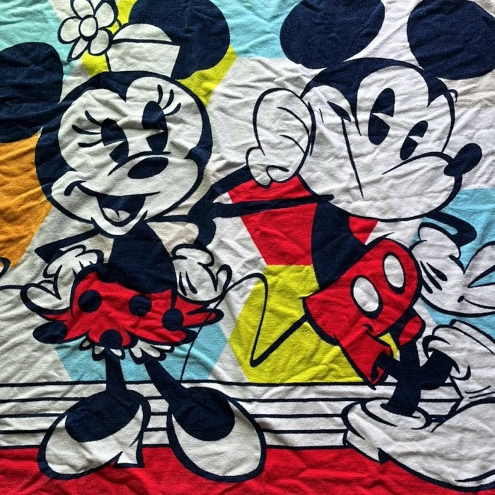 Disney Minnie & Mickey Mouse Beach Towel